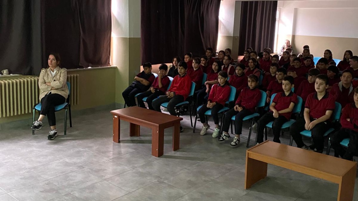 KOLAY ORTAOKULU’NDA MEBİ UYGULAMASI TANITIM TOPLANTISI GERÇEKLEŞTİRİLDİ